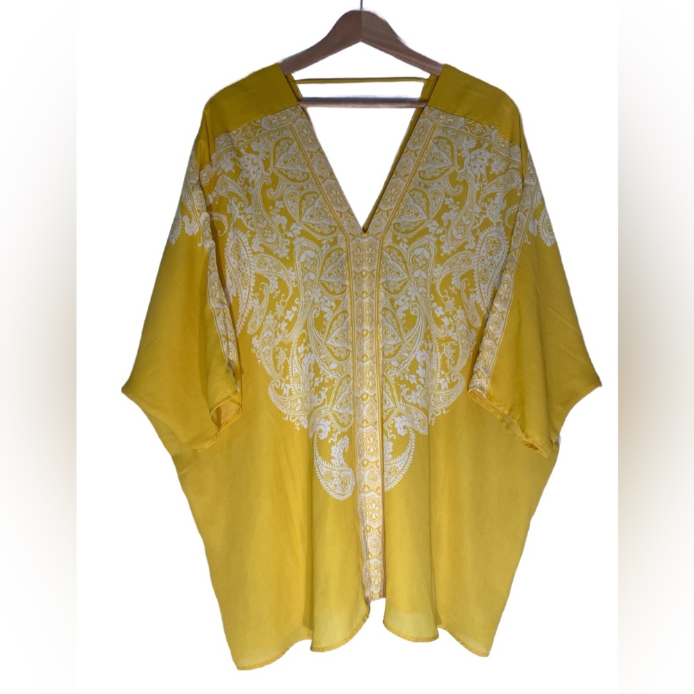 ROSE + OLIVE Yellow White Paisley V-neck  Lightweight Blouse‎ Plus Sz 1X